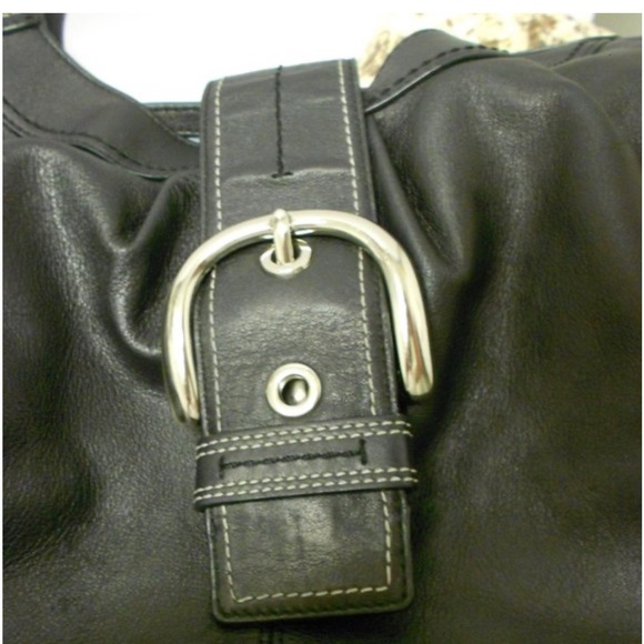 Low Start Coach Black Leather Shoulder Bag - Picture 5 of 6